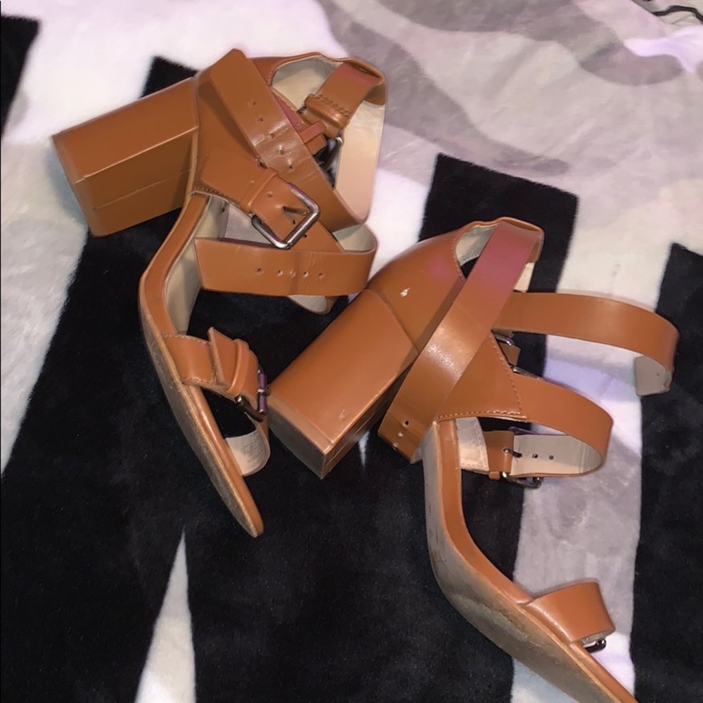 Zara basic heels